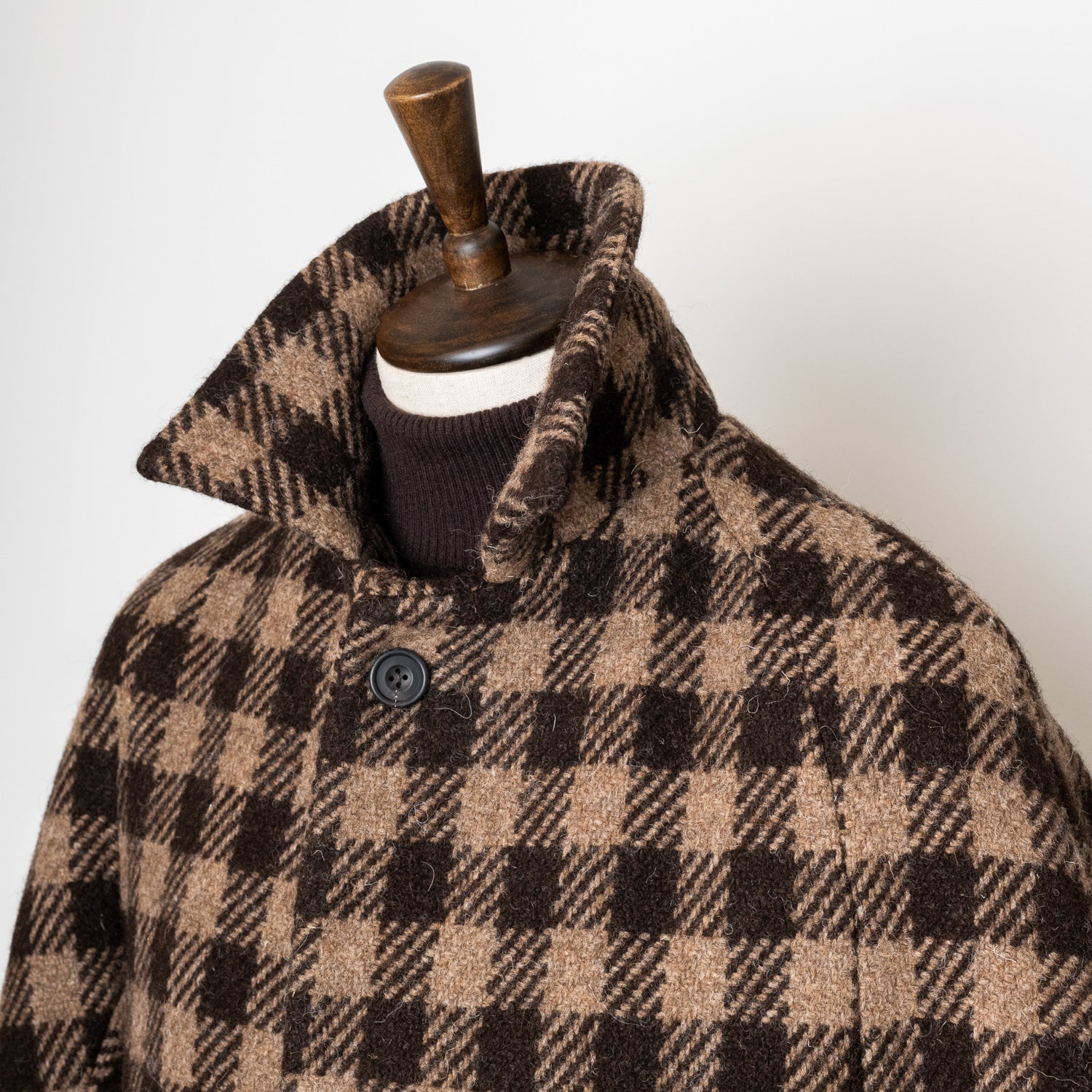 Balmacaan Dugdale Bros & Co Brown Plaid. - Image 7