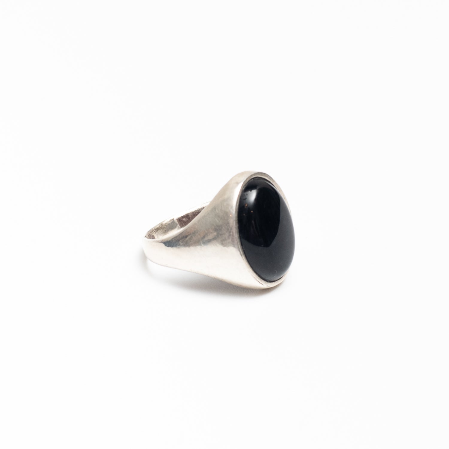 Red Rabbit Trading Co. Signet Ring (10.5) - Image 2
